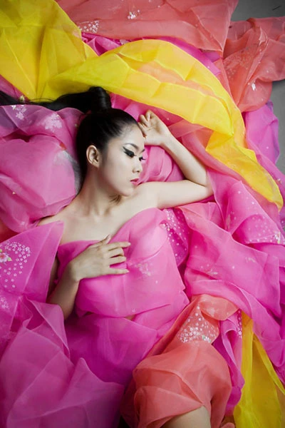 Lê Phương: Hôn Nguyên Vũ chỉ như cái nắm tay ảnh 4