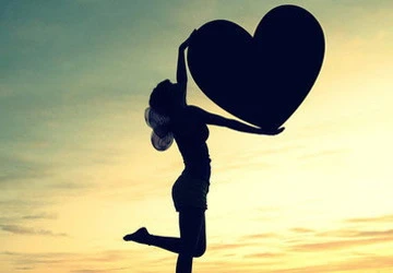 Giật mình khi thiếu nữ biến thành “fan cuồng” ảnh 1