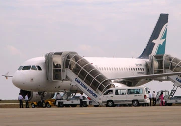 Công bố Cảng hàng không quốc tế Cam Ranh ảnh 1