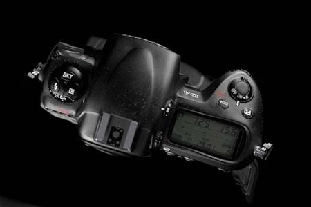 Xuất hiện hình ảnh được cho là Nikon D4 ảnh 3 Xuất hiện hình ảnh được cho là Nikon D4 ảnh 3