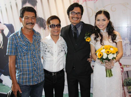 Diễn viên Công Ninh cưới vợ trẻ ở tuổi ngoài 50 ảnh 12