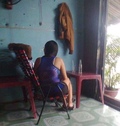 Nhộn nhịp “chợ tình” quanh làng Đại học ảnh 2