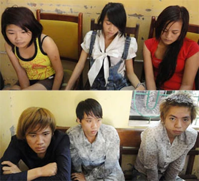 Lên mạng rủ nhau đi cướp ảnh 1