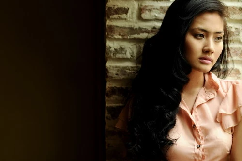 Vẻ u buồn của 'kiều nữ' Ngọc Lan ảnh 4