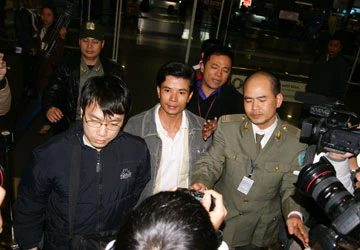 Thủy thủ Đậu Ngọc Hùng: Mong tất cả đồng đội tôi còn sống! ảnh 3