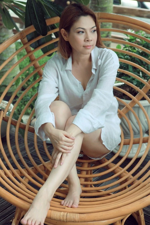 Thanh Thảo gợi cảm lúc bình minh ảnh 3