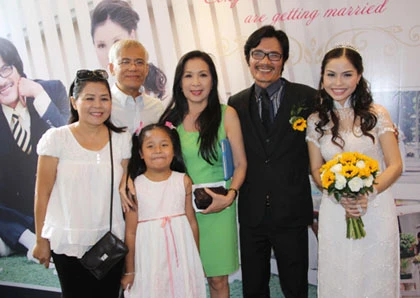 Diễn viên Công Ninh cưới vợ trẻ ở tuổi ngoài 50 ảnh 14