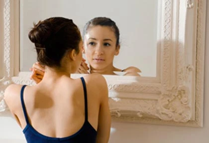 Giải mã những người luôn mặc cảm về ngoại hình ảnh 1