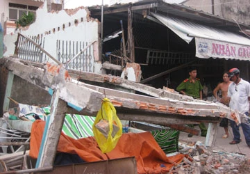 Sập ban công nhà ở Cần Thơ ảnh 1