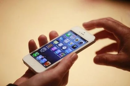 iPhone 5 có thể về VN ngày 21/9, giá từ 25 triệu đồng ảnh 2