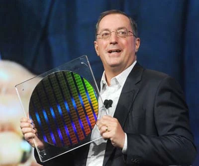 Sự ra đời của công nghệ vi xử lý 22 nm khẳng định sức sống của Đinh luật Moore. Ảnh: Intel.