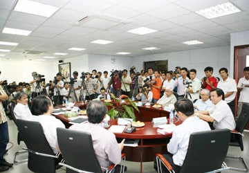 Tại sao phải đại hội bất thường? ảnh 2