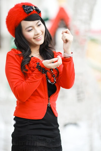 Miss teen Xuân Mai và Huyền Trang khoe dáng xinh ảnh 15