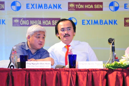 Ông Phạm Nhật Vũ: “Thứ Hai tôi chưa ký với VPF” ảnh 1