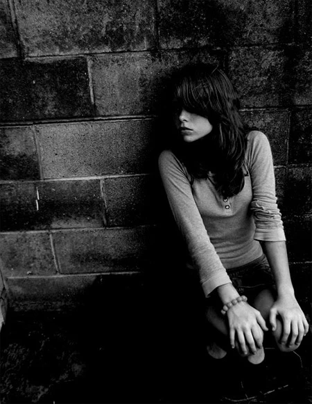 Thiếu nữ xinh đẹp qua ảnh chân dung đen trắng ảnh 3 Thiếu nữ xinh đẹp qua ảnh chân dung đen trắng ảnh 3