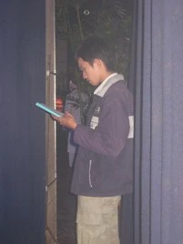 Nhắc tuồng trong một vở diễn