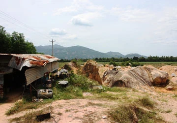 Khởi tố kẻ gây nổ nhà giám đốc Công an tỉnh Khánh Hòa ảnh 1