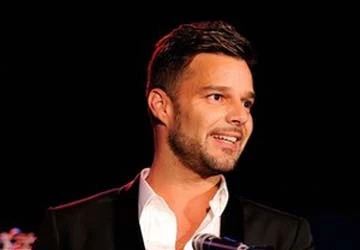 Ngôi sao Ricky Martin tái xuất sân khấu Broadway ảnh 1