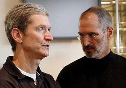 Khác biệt giữa Steve Jobs và Tim Cook theo nhân viên cũ ảnh 1