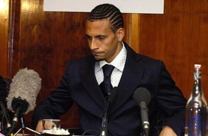 Những án phạt khủng khiếp của bóng đá Anh ảnh 3