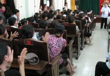 Bí thư Tỉnh ủy Thanh Hóa Mai Văn Ninh: Tâm sáng thì dân tin ảnh 2 Bí thư Tỉnh ủy Thanh Hóa Mai Văn Ninh: Tâm sáng thì dân tin ảnh 2