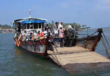 Chìm phà ở cửa biển, một phụ nữ thiệt mạng ảnh 1