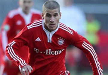 Bayern Munich khủng hoảng đội trẻ ảnh 1