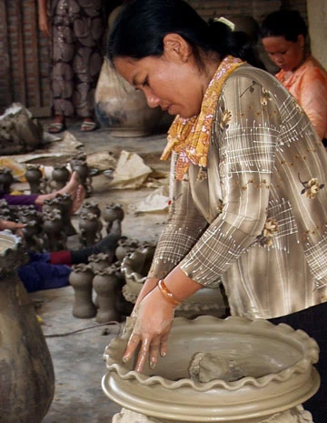 Gốm Chăm chuẩn bị bước ra thế giới ảnh 1 Gốm Chăm chuẩn bị bước ra thế giới ảnh 1