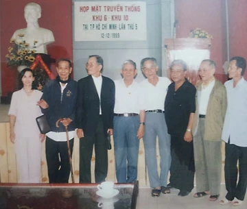 Đoàn tụ sau 45 năm chia cách - Bài 1: Những cuộc kiếm tìm ảnh 1