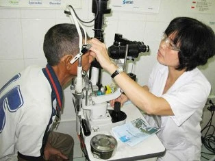 Dễ mù vì chấn thương thể thao ảnh 1