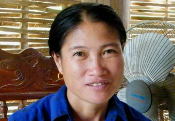 “Động trời” chuyện người phụ nữ xin ra khỏi danh sách hộ nghèo ảnh 1 “Động trời” chuyện người phụ nữ xin ra khỏi danh sách hộ nghèo ảnh 1