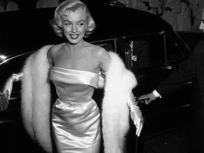 Công bố ảnh cực hiếm về "bom sex" Marilyn Monroe ảnh 6 Công bố ảnh cực hiếm về "bom sex" Marilyn Monroe ảnh 6