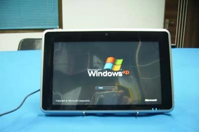 P-P-P88 chạy hệ điều hành Windows XP.