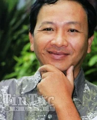 Đạo diễn Đinh Đức Liêm tiếp tục làm Vua sân cỏ ảnh 1