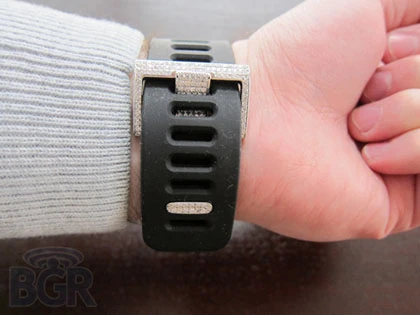 Biến iPod Nano thành đồng hồ 18.000 USD ảnh 8