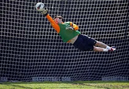 Messi: Ghi bàn đã giỏi, bắt gôn cũng hay ảnh 1