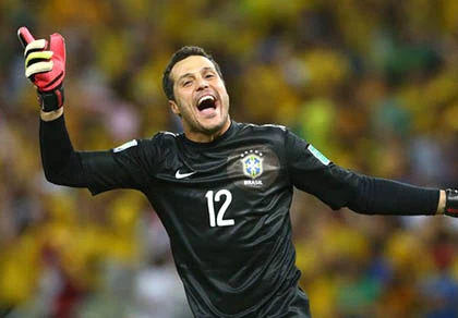 Julio Cesar suýt giải nghệ năm 2010 ảnh 1 Julio Cesar suýt giải nghệ năm 2010 ảnh 1