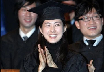 Khi ngôi sao là những SV “không bình thường” ảnh 3