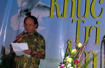 “Ngày đầu tiên” - tập thơ Xuân của Trần Hữu Lục ảnh 3