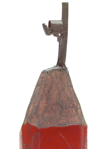 Điêu khắc siêu nhỏ trên... ruột bút chì ảnh 7