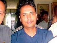 Mas Selamat bin Kastari bị cảnh sát Indonesia áp giải tại Tanjung Pinang trên đảo Bintang, Riau hồi tháng 2/2003.