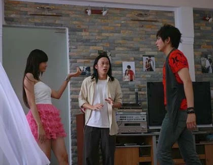 Đinh Ngọc Diệp bị xé áo trong phim 3D Việt ảnh 6