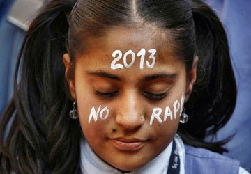 Hiếp dâm có thể bị xử “thiến” ảnh 1