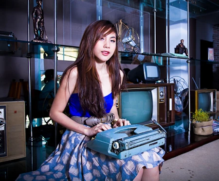 Thủy Tiên: “Khi nhận được thiệp cưới của chúng tôi thì sẽ hiểu” ảnh 7