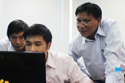 Giao lưu trực tuyến: Gỡ vướng trong chi trả bảo hiểm thất nghiệp ảnh 9