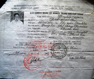 Một chủ tịch HĐND xã sử dụng văn bằng giả ảnh 1