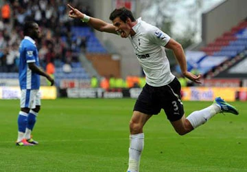 Lại được là Cầu thủ của năm, Bale phấn đấu lên đẳng cấp mới ảnh 1