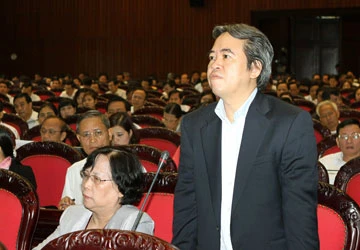 Độc quyền vàng miếng: Ai được lợi? ảnh 1