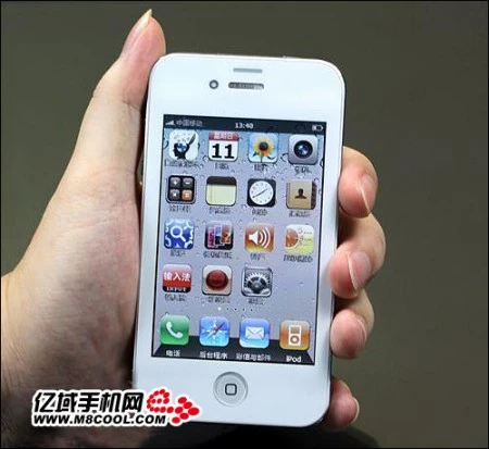 Phone 4 nhái màu trắng xuất hiện trước cả hàng thật ảnh 2