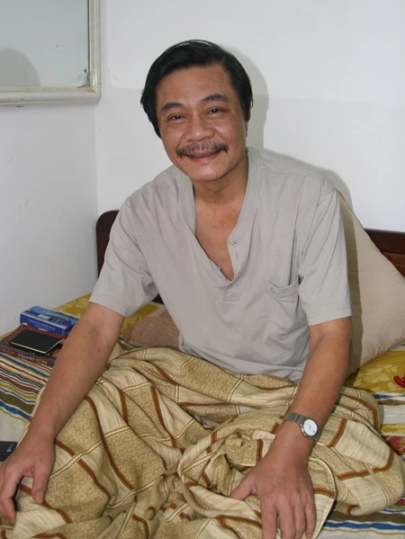 Diễn viên Hồng Sơn đang dưỡng bệnh tại nhà cô con gái Kim Chi